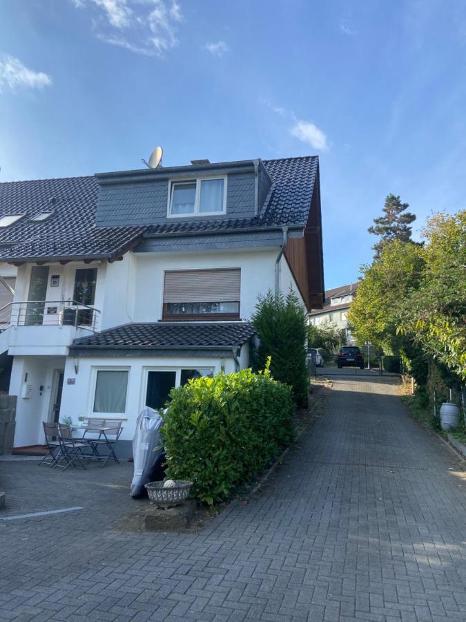 4 Zimmer 11 Personen Wohnung Garten Terrasse Grill 2 Badezimmer Wuppertal Exterior foto